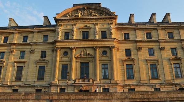 justitia franceza ancheteaza serviciile de informatii pentru neglijenta