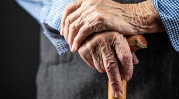 caz socant in iasi doi tineri au batut o batrana de 90 de ani pentru a i fura banii de inmormantare