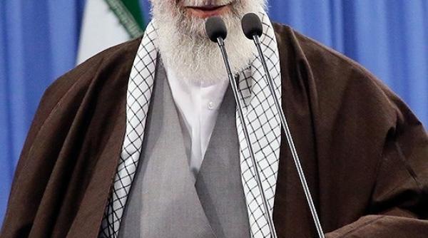 iranul a interzis prezenta limbii engleze in scoala primara