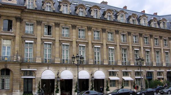 jaf de cinci milioane de dolari la cel mai cunoscut hotel din paris