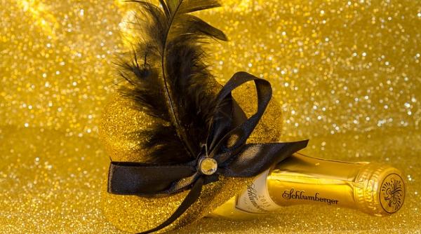 revelionul artistilor dupa ce i au distrat pe altii a venit si randul lor sa o faca lata