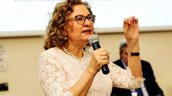 europarlamentarul umanist maria grapini a cerut masuri concrete ministrului sanatatii romanii sunt suprataxati pe medicamente multi condamnati cert la moarte