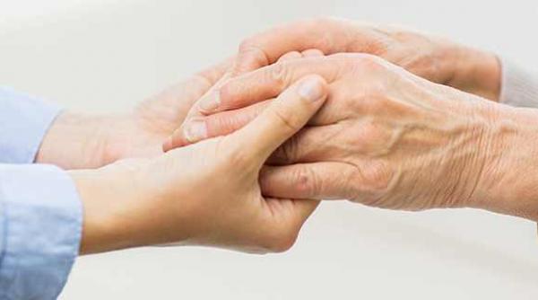 mai multe romance au dorit sa fie ingrijitoare in austria insa au fost inselate de firmele de recrutare