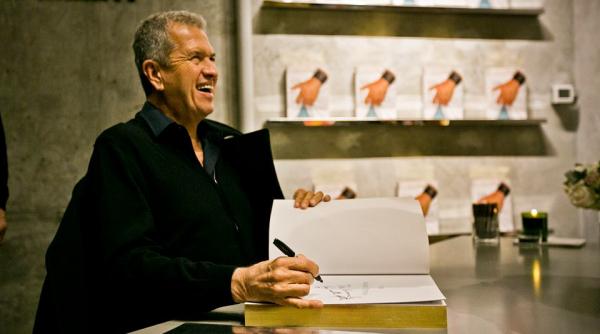 un celebrul fotograf acuzat de hartuire sexuala