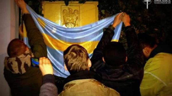 ne am luat de steag ei s au legat de stema