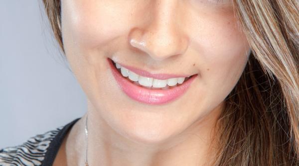 tratament semi permanent de netezire a parului cu keratina naturala si elastina discovhair