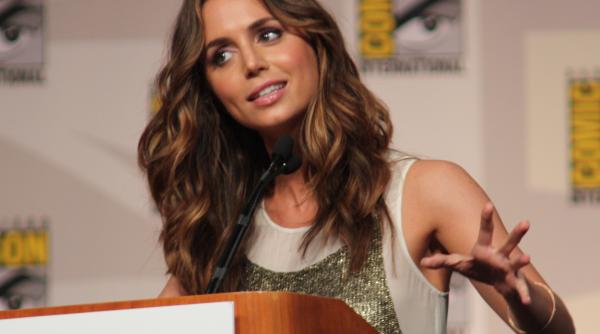 vedetele din true lies vorbesc despre abuzul sexual la care a fost supusa eliza dushku