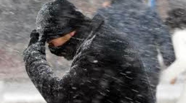 meteorologii au emis cod portocaliu de vreme rea la munte vantul va depasi 80 km h