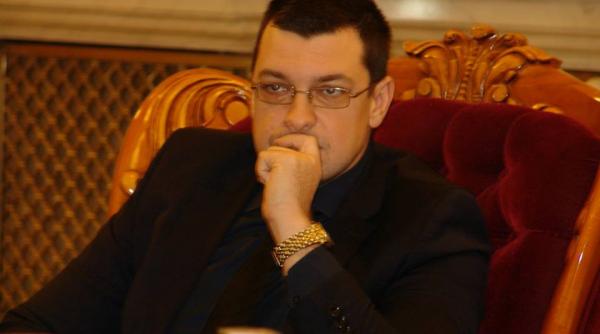 raetchi voi cere ca la inceperea sesiunii comisiile de aparare sa analizeze modul in care jandarmeria a gestionat protestele