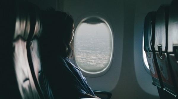 de ce au avioanele ferestrele ovale