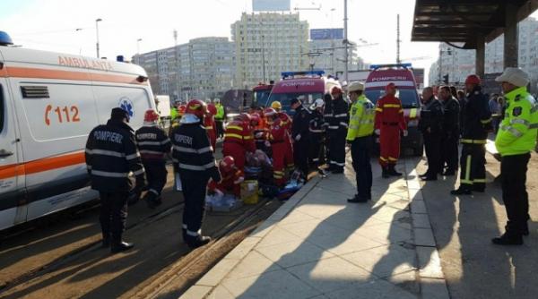 accident grav in zona obor un pieton a fost lovit de tramvaiul 21