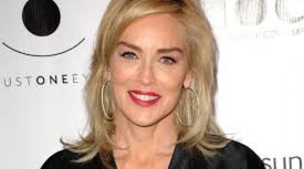 actrita sharon stone spera ca producatorul harvey weinstein sa ajunga la inchisoare