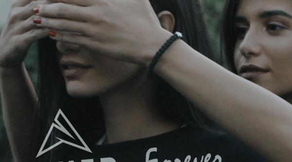 asher revine cu o noua piesa si videoclip forever