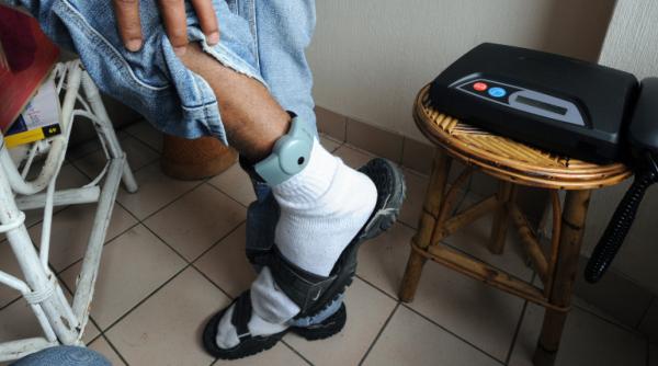 carmen dan spune ca s ar impune bratari de protectie celor care au ordine de interdictie