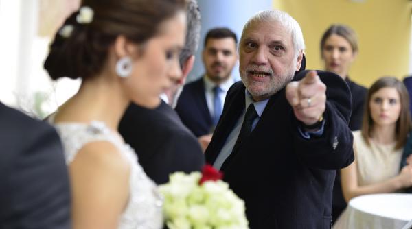 un adevar cumplit iese la iveala in aceasta seara in fructul oprit