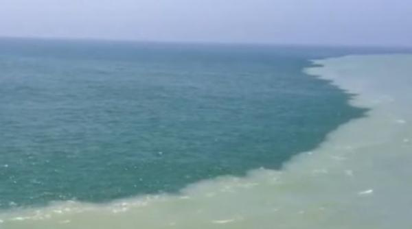 video locul in care doua oceane se intalnesc si nu se amesteca