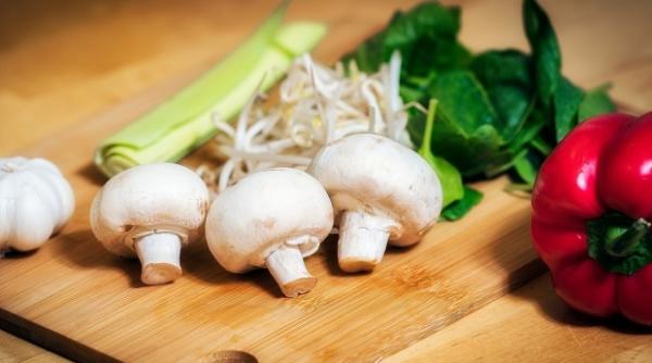 alimentele care devin cancerigene cand le reincalzim