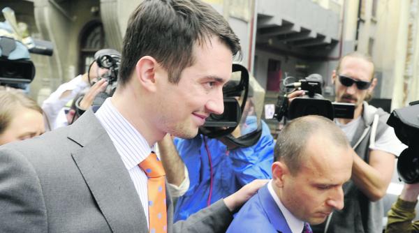 dragos basescu 3 ani la puscarie