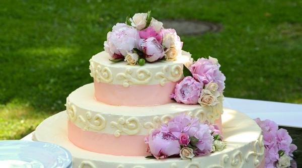 foto este demential cel mai scump tort din lume