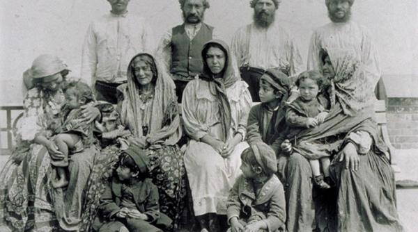 s a intamplat intr o zi de 8 februarie de la dezrobirea tiganilor la proclamatia lui cuza si pana la nasterea dadaismului