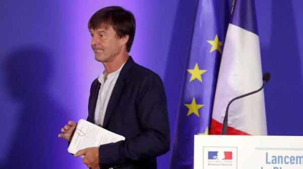 unul dintre ministrii cei mai populari ai frantei dezminte zvonurile care l incrimineaza de hartuire sexuala