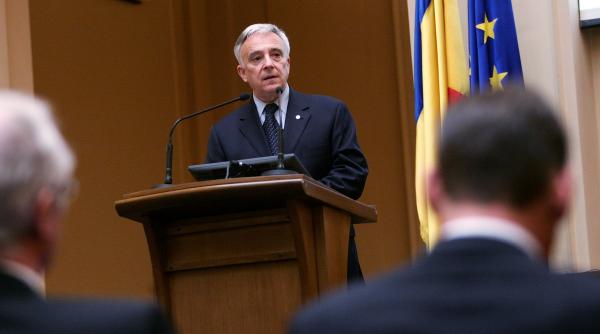 mugur isarescu se intreaba de ce romania importa cantitati uriase de mere