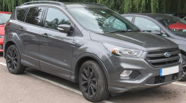 ford vrea sa majoreze productia de suv uri mari pentru a concura cu gm