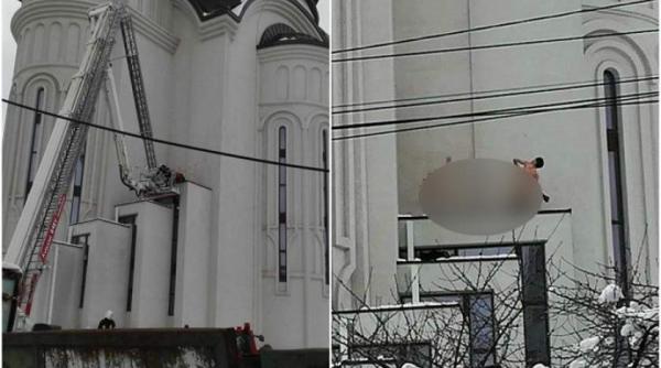 imagini teribile in suceava un barbat s a urcat gol pusca pe catedrala amenintand ca se arunca in gol