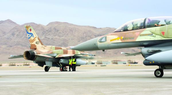 israelul bombardeaza siria