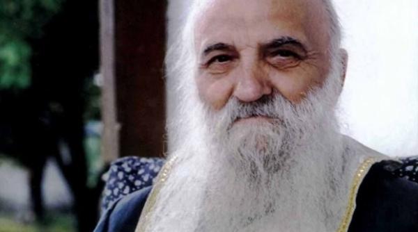 profetia infricosatoare a unui preot cunoscut vin vremuri grele