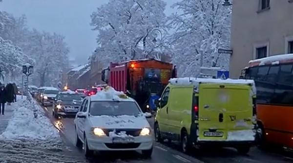 atentionare meteo cod galben de ninsori abundente si viscol in 14 judete