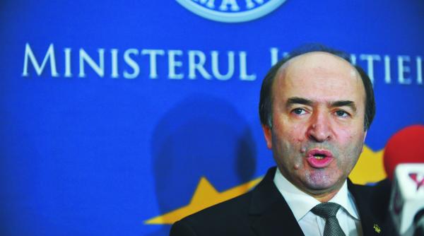 toader va anunta joi sentinta in dosarul dna