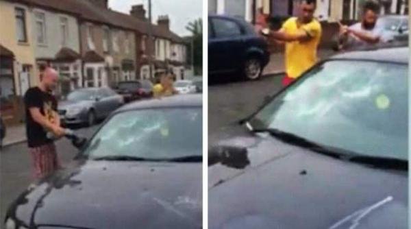 trei romani din londra au distrus un autoturism cu un flex si cu bate de baseball pentru ca soferul a parcat pe locul lor