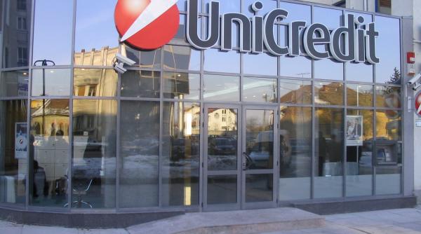 unicredit bank facilitati noi in aplicatia de mobile banking