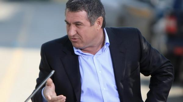 fratii becalii iar la puscarie pentru spaga la tribunal