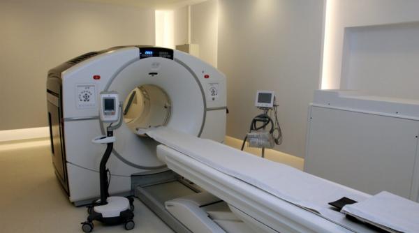 centru performant de medicina nucleara la militar