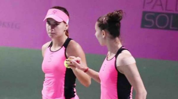 irina bara si mihaela buzarnescu in semifinalele probei de dublu la budapesta
