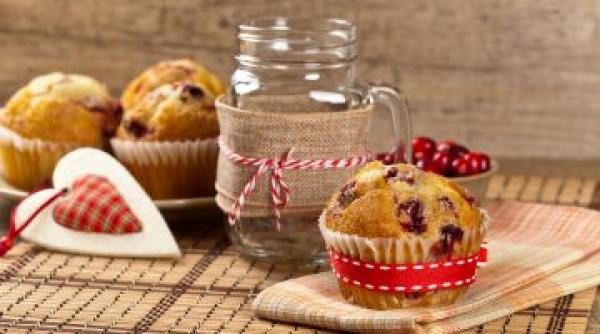 reteta zilei briose martisor cu afine