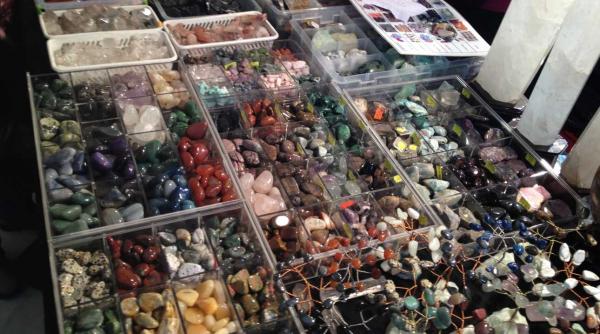 targ de martisor la muzeul national de geologie intre 23 februarie si 4 martie