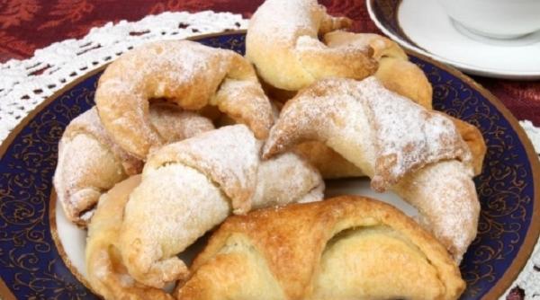 cornulete dulci de dragobete