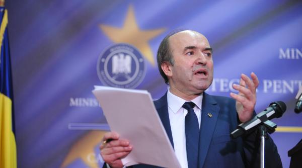ministrul toader acuzat ca ar fi incalcat legea