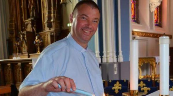 un preot francez a fost inculpat pentru viol