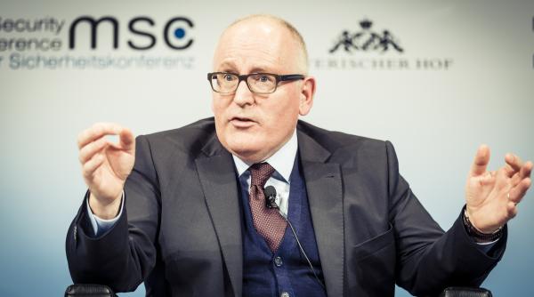 timmermans se intalneste pe 1 martie cu dragnea si cu membrii comisiei speciale pentru legile justitiei