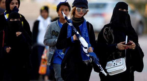 arabia saudita le permite acum femeilor sa se inroleze in armata