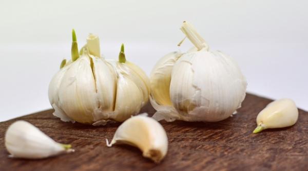 ce se intampla daca mananci usturoi cu miere timp de 7 zile