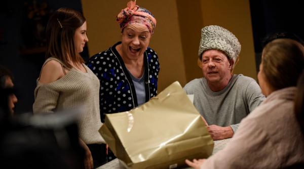 adriana trandafir dans din buric in cel de al saptelea episod al serialului fructul oprit