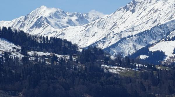 arges risc insemnat de avalansa in fagaras