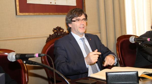 carles puigdemont renunta la ideea de a fi presedinte al cataloniei