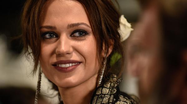 michaela prosan sarbatorita doua zile pe platourile de filmare fructul oprit