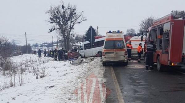 vaslui o persoana decedata si alte doua incarcerate in urma unui accident rutier petrecut pe de 581